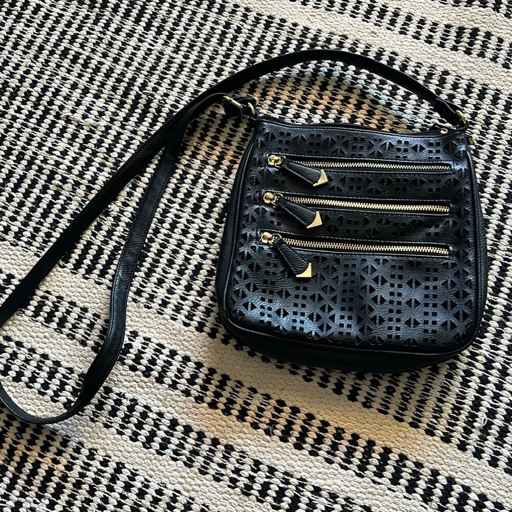Apt.9 black and gold crossbody purse